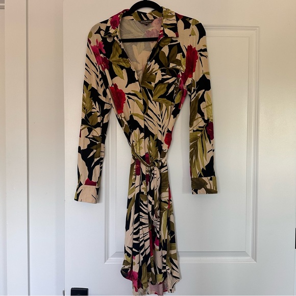Tommy Bahama (M) Victoria Blooms Shirt Dress- Pink Green Floral Belted Button Up - Picture 2 of 10
